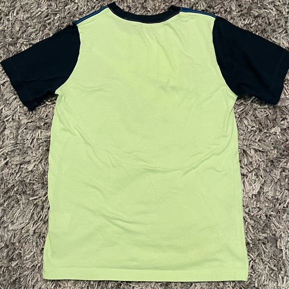 NWOT Youth Nike T-shirt. Never worn. Size large. - Picture 2 of 3